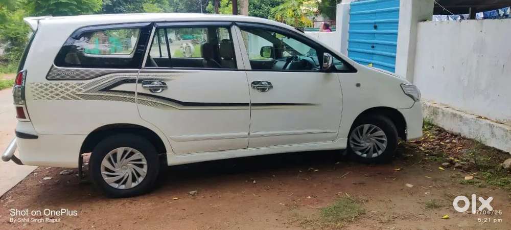 Toyota Innova Diesel 2015