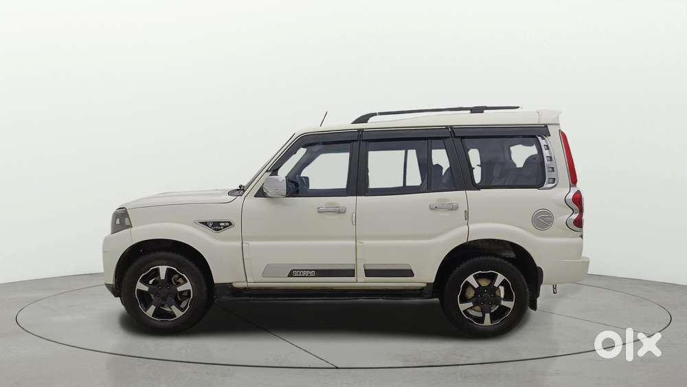 Mahindra Scorpio Classic 2.2 S 11 Mt 7 Str, 2023, Diesel