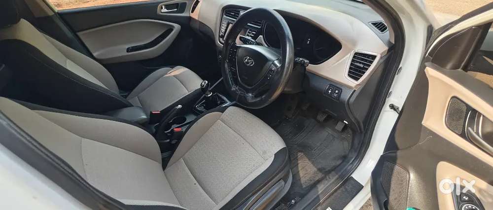 Hyundai I20 Asta(o) Diesel Button Start Showroom Record Service