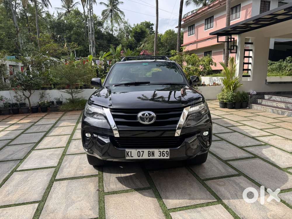 Toyota Fortuner, 2010, Diesel