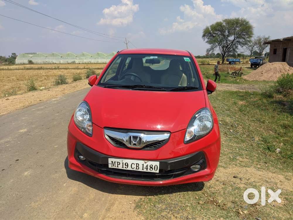 Honda Brio 2015 Petrol Well Maintained