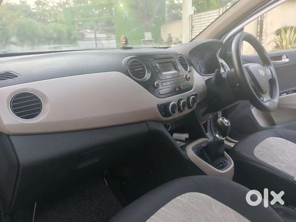 Hyundai Grand I10 2016 Cng Family Used Car, Excellent Condition