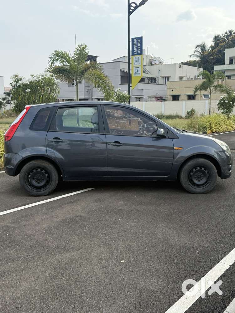 Ford Figo 1.2p Titanium Mt, 2010, Petrol