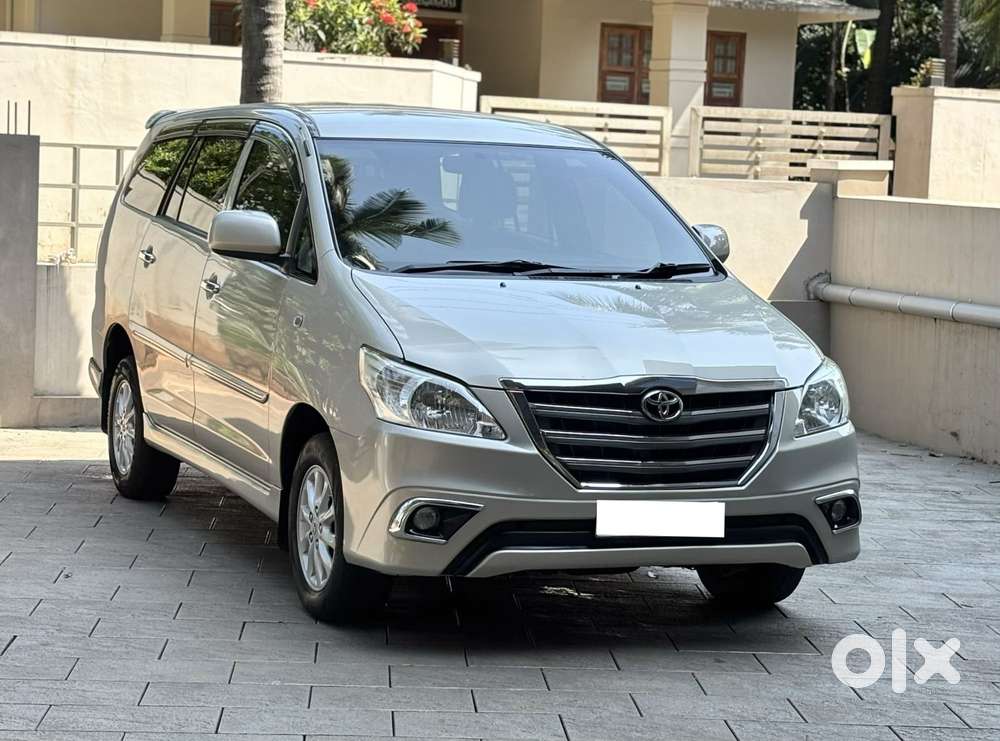 Toyota Innova 2.5 G (diesel) 7 Seater Bs Iv, 2013, Diesel