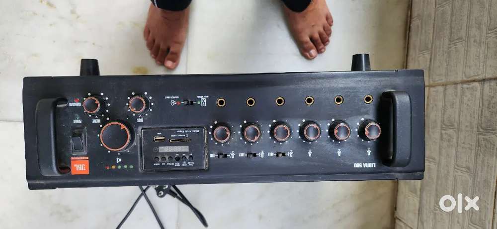 JBL Amplifier