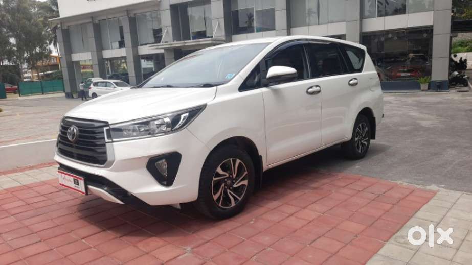 Toyota Innova Crysta 2.4 Gx Limited Edition At 7 Str, 2021, Diesel