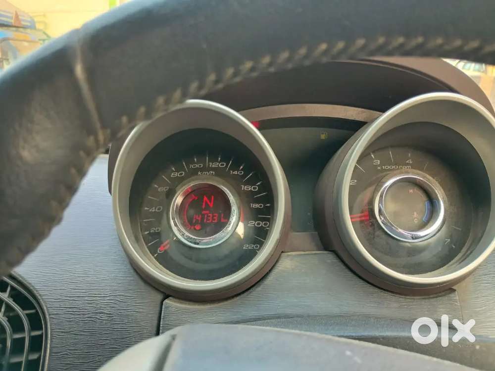 Mahindra Xuv500 2014 Diesel 100000 Km Driven