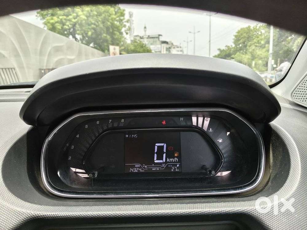 Tata Tiago 1.2 Revotron Xt Rhythm, 2024, Petrol