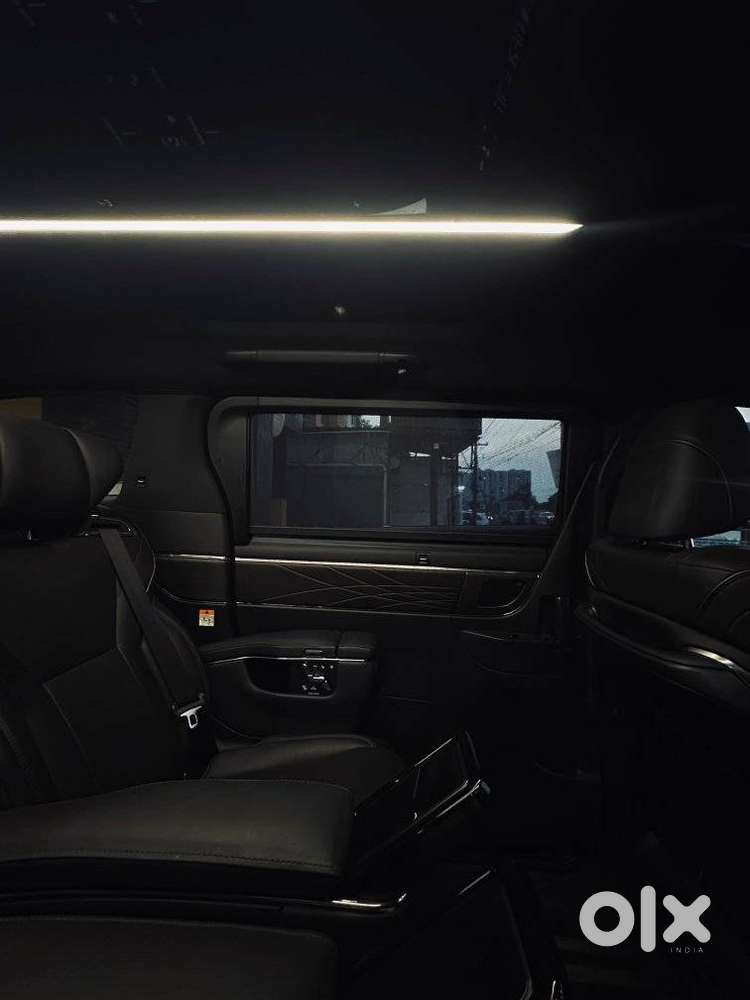 Toyota Vellfire Vip – Executive Lounge, 2025, Petrol