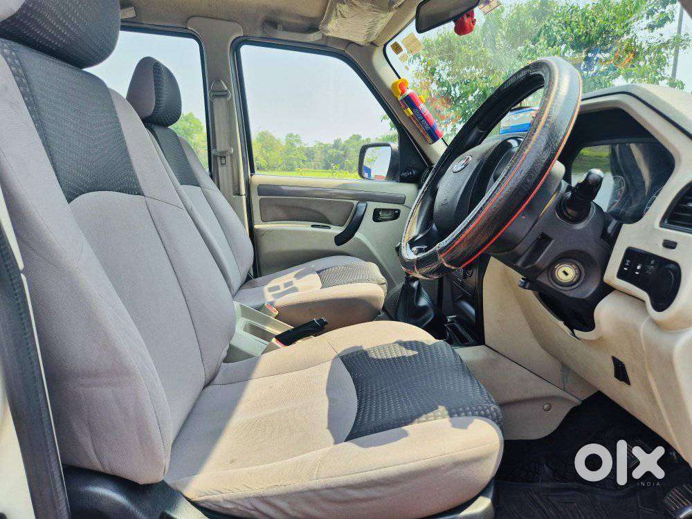 Mahindra Scorpio S5, 2018