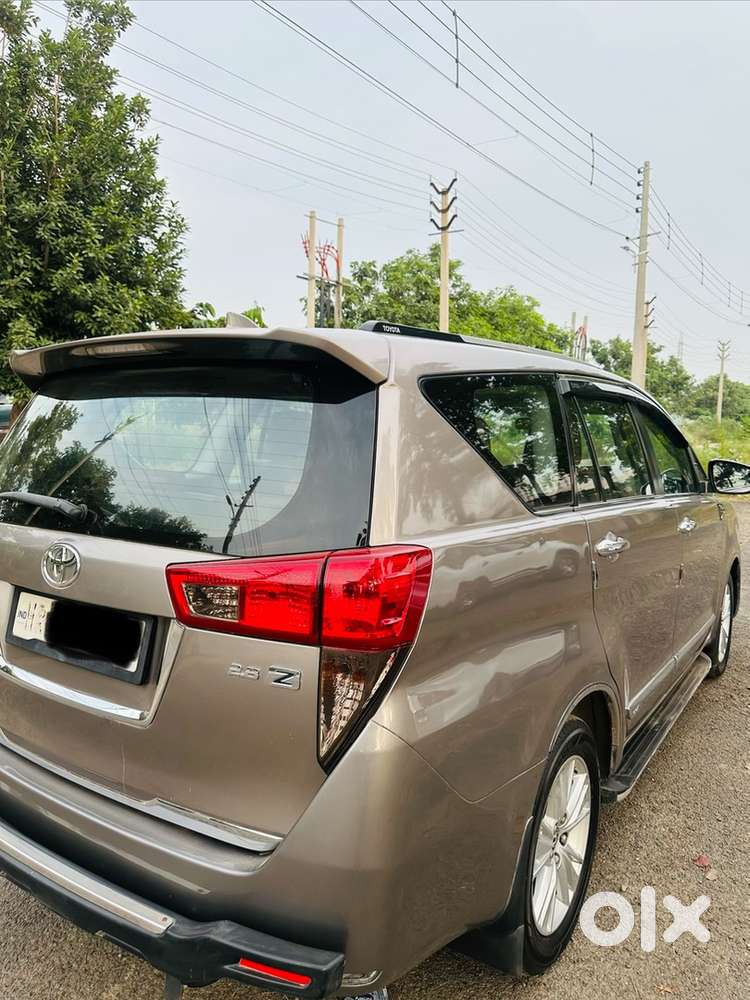 2018 Toyota Innova Crysta 2.8 Zx At 7 Seater