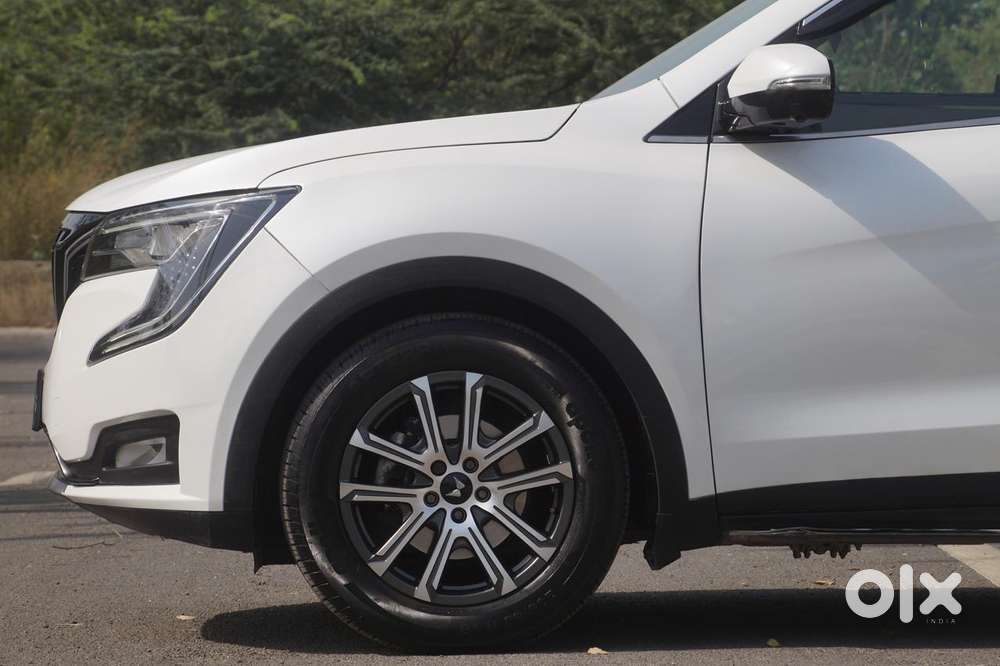 Mahindra Xuv700 2.0 Ax 7 Petrol At Luxury Pack Str, 2024, Petrol