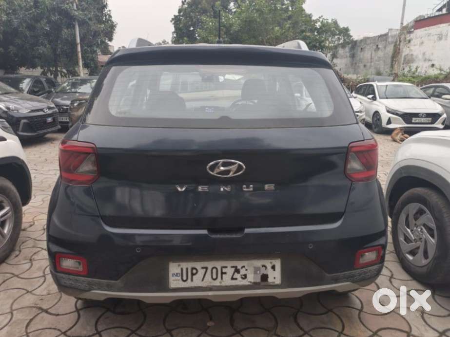 Hyundai Venue S 1.2 Petrol, 2022, Petrol