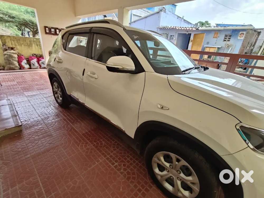 Kia Sonet 2022 Petrol Well Maintained