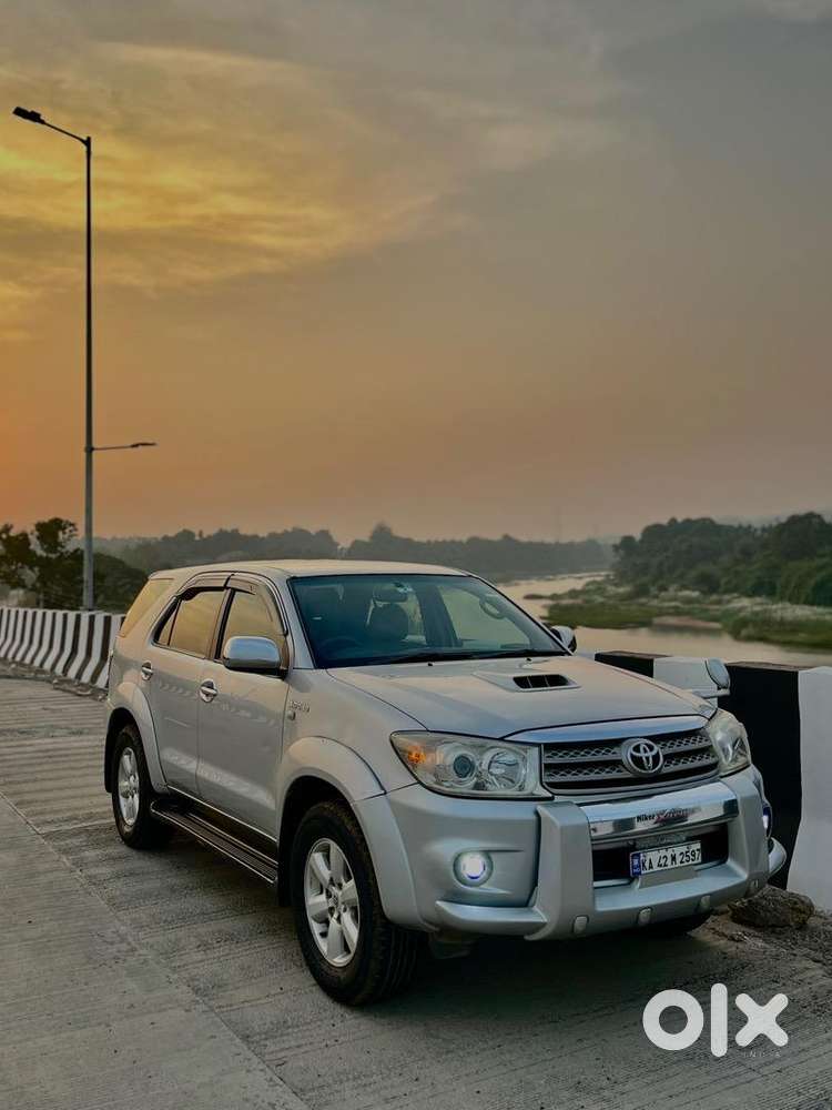 Toyota Fortuner 2011 Diesel Well Maintained