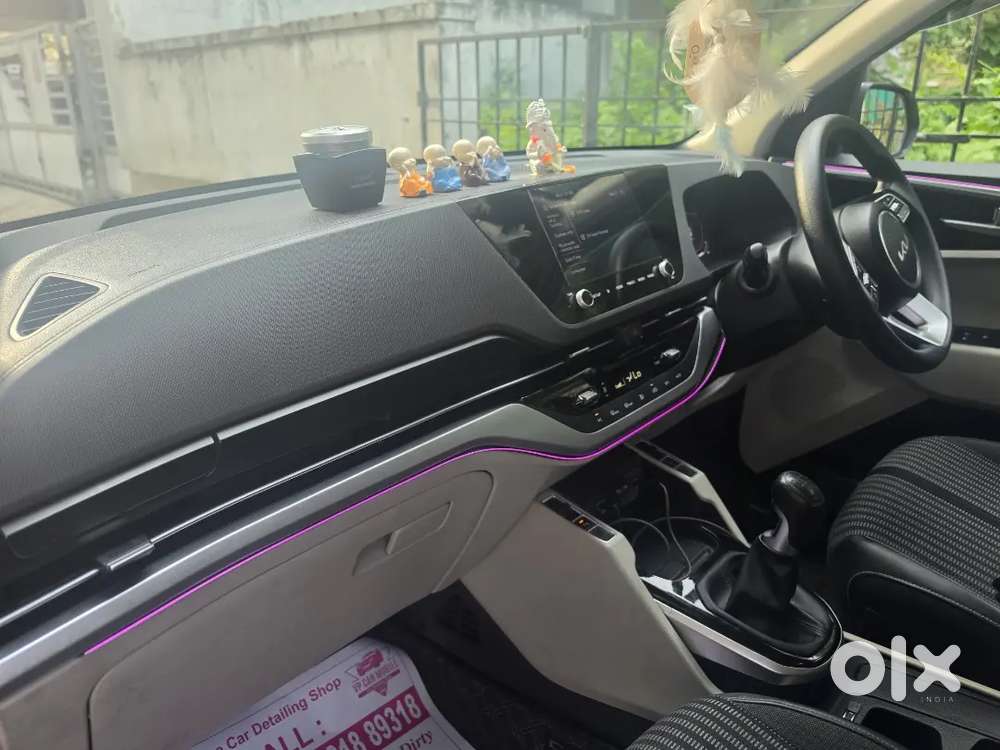 Kia Carens 2022 Petrol 24800 Km Driven