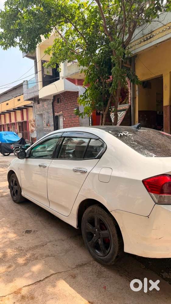 Honda City 2010 Cng & Hybrids Good Condition