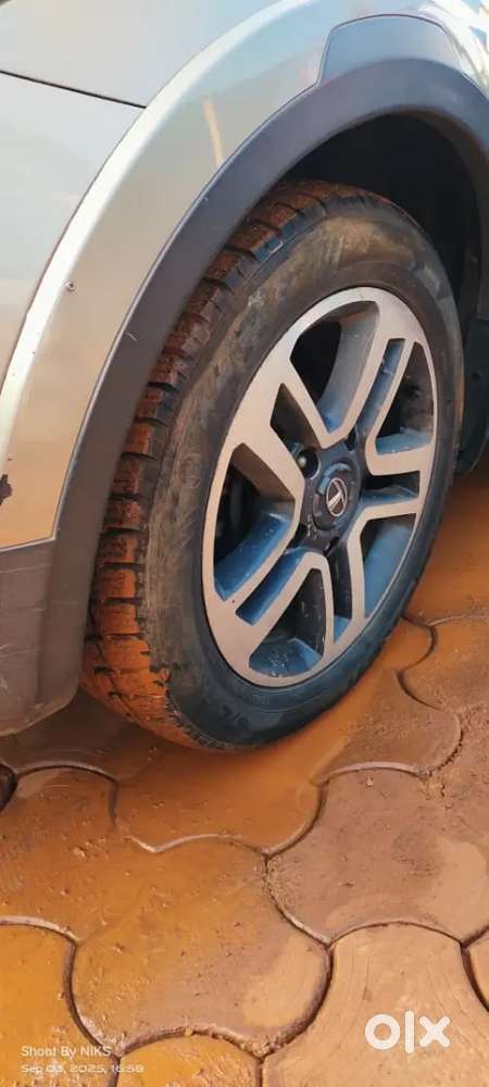 Tata Hexa 2017