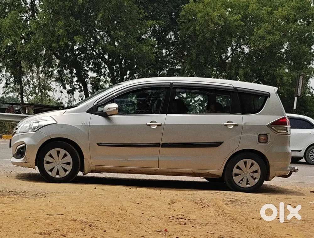 Maruti Suzuki Ertiga Vxi 2017
