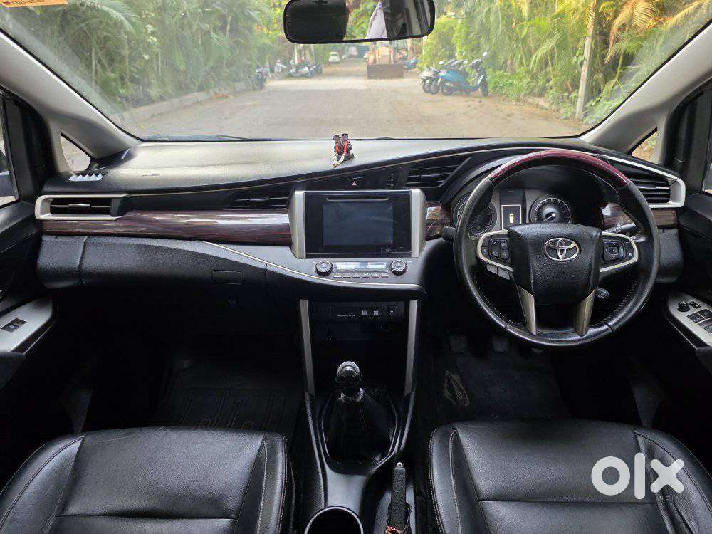 Toyota Innova Crysta 2.8 Z, 2017, Diesel