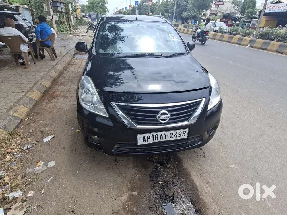 Nissan Sunny Petrol 2012