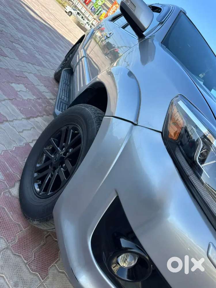 Toyota Fortuner 2015 Sell Urgent