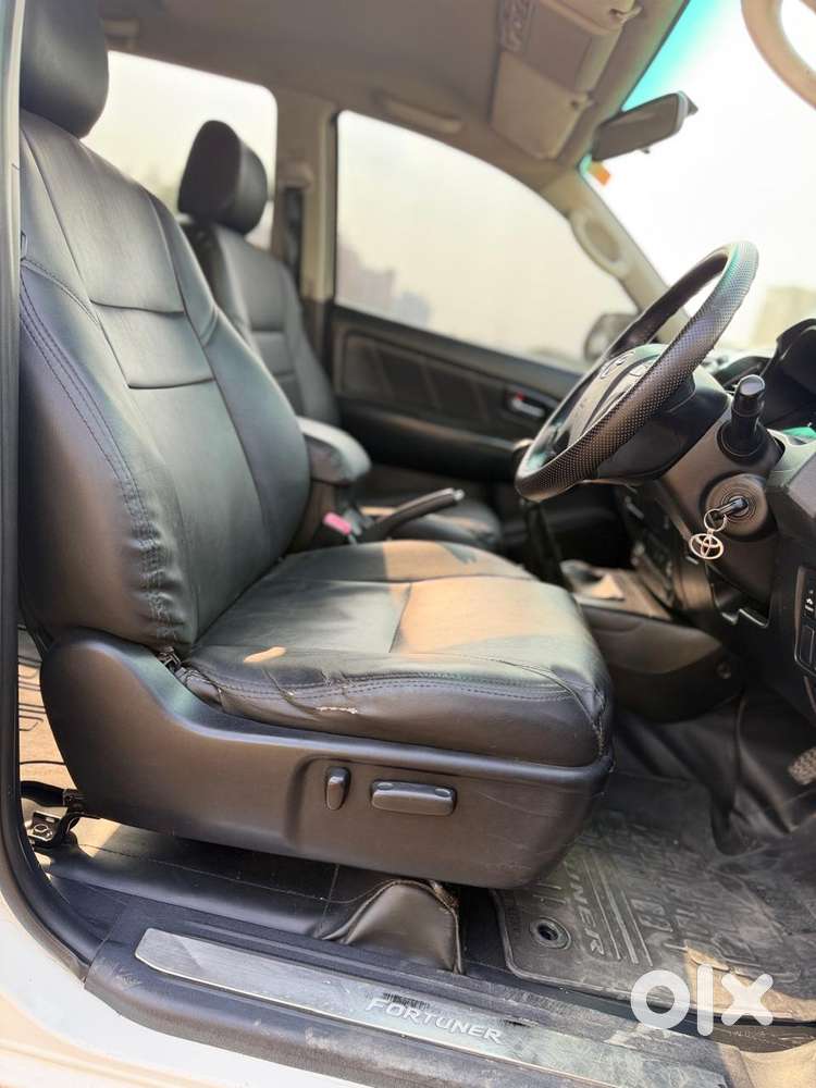 Toyota Fortuner 4x2 Manual, 2014, Diesel