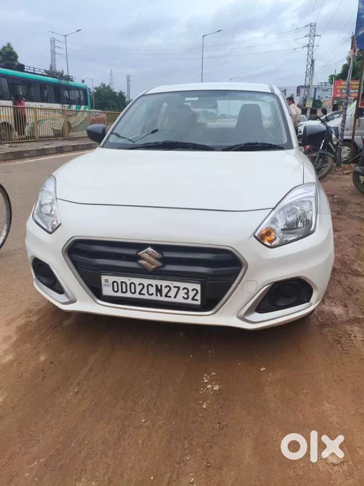 Maruti Suzuki Swift Dzire Vxi, 2023, Petrol