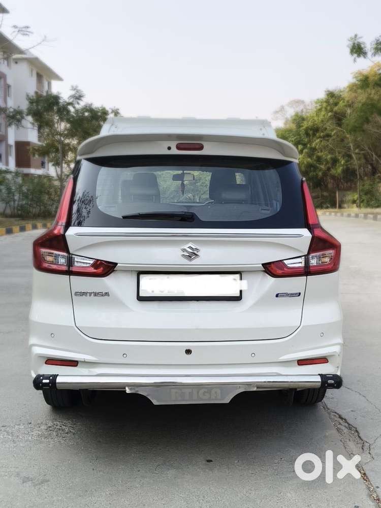 Maruti Suzuki Ertiga 1.5 Zxi Plus Shvs, 2022, Petrol