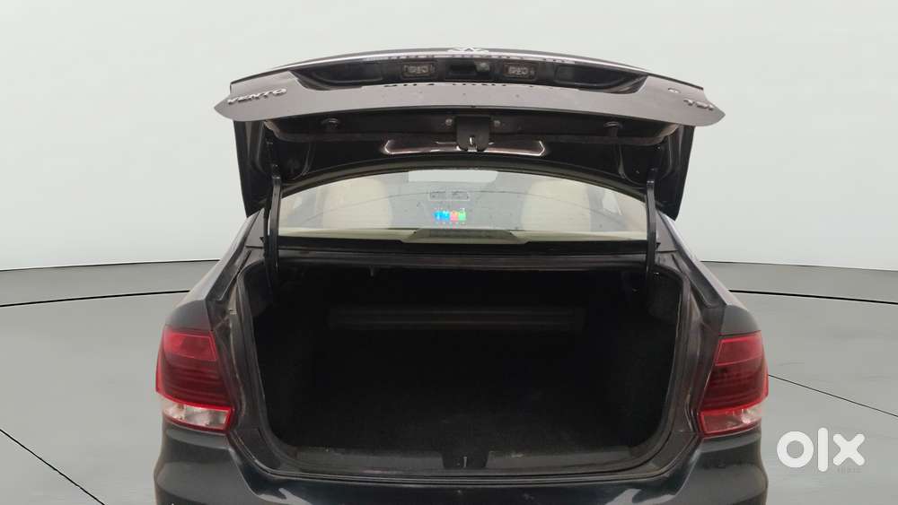 Volkswagen Vento 1.2 Tsi Highline Plus At, 2019, Petrol