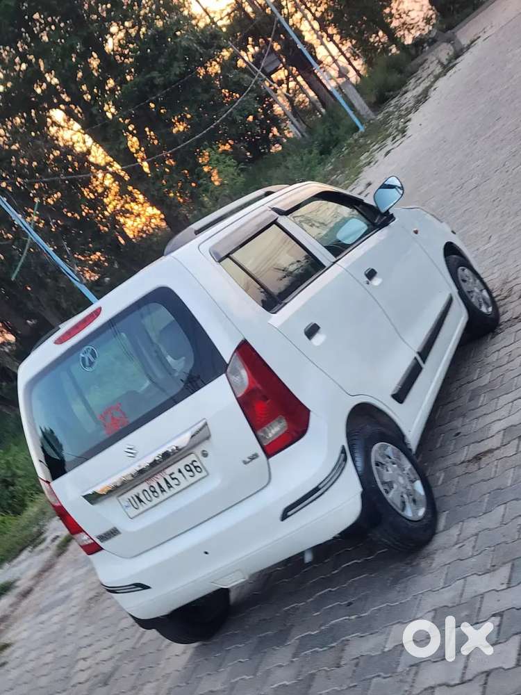Maruti Suzuki Wagon R 2013 Petrol Well Maintained