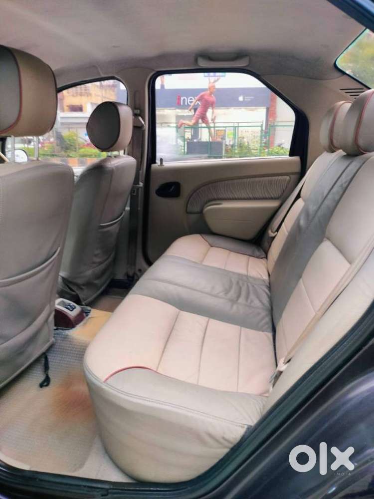 Mahindra Renault Logan Edge 1.4 Glx, 2008, Petrol