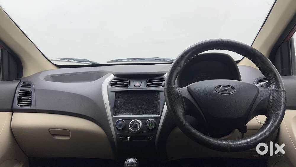 Hyundai Eon Era +, 2017, Petrol