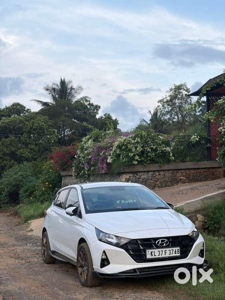 Hyundai I20 Sportz 2023 Km