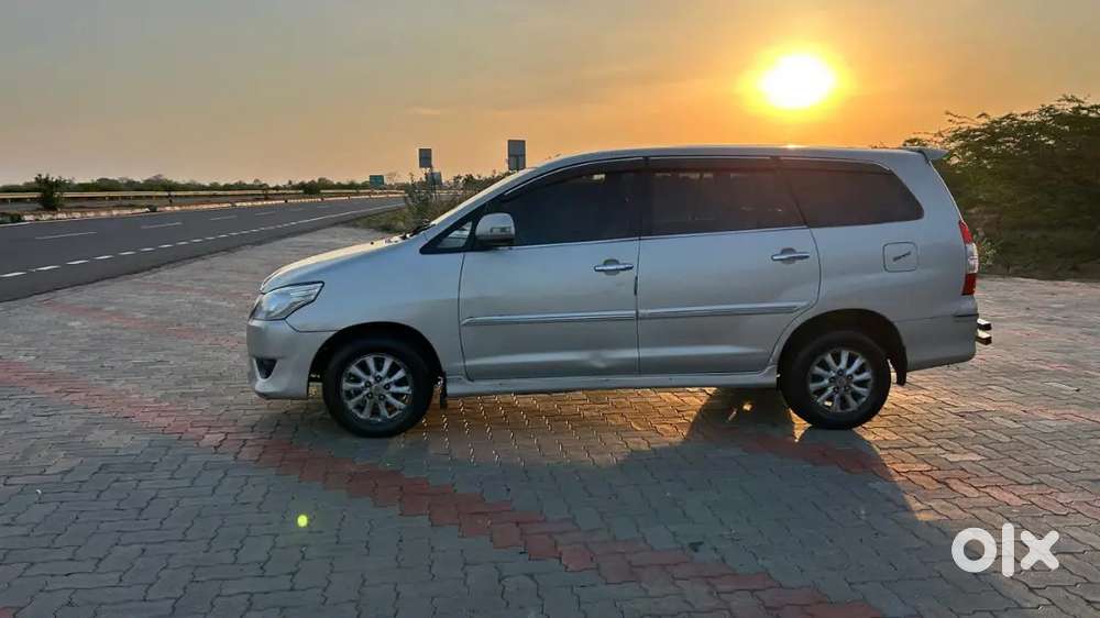 Toyota Innova 2012 Ins Live