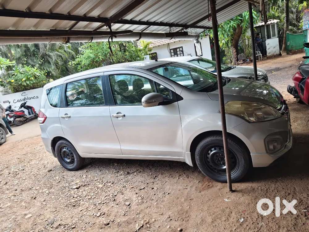 Maruti Suzuki Ertiga 2018 Petrol 300000 Km Driven