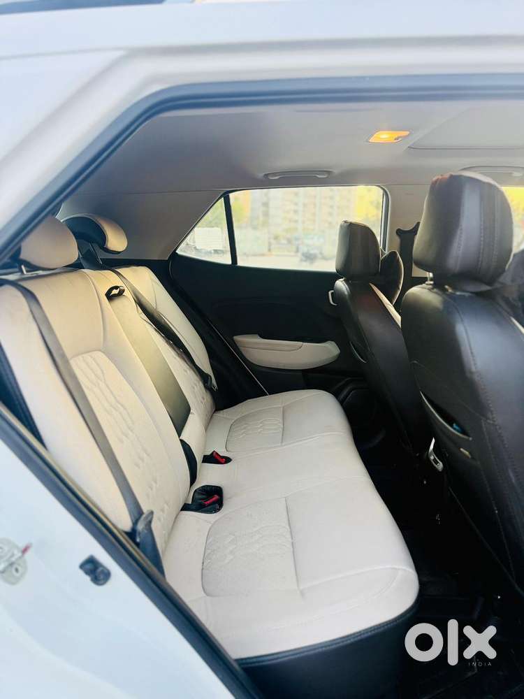 Hyundai Venue 1.0 Sx (o) Turbo Dct, 2023, Petrol