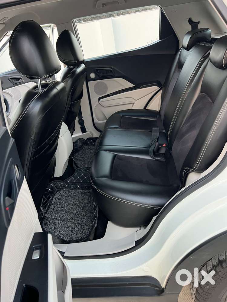 Mahindra Xuv300 W6, 2021, Petrol