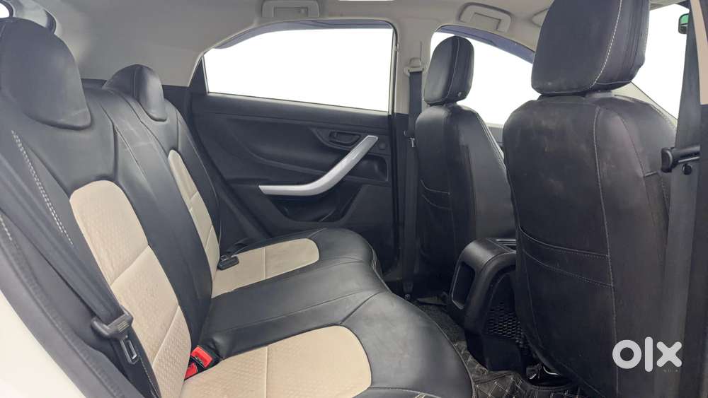 Tata Nexon 1.5 Revotorq Xma Amt (s), 2022, Petrol