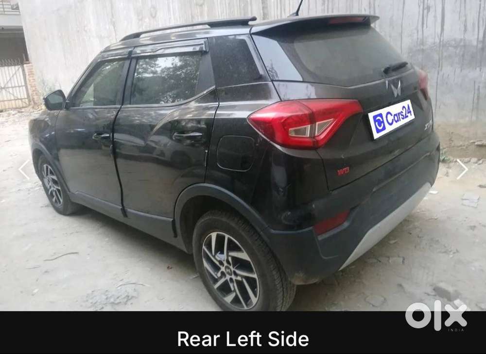 Mahindra Xuv300 Turbosport 2023 Petrol Well Maintained