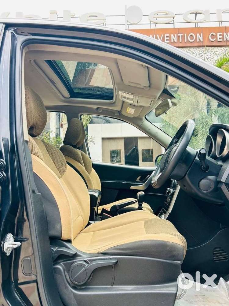 Mahindra Xuv500 W9, 2018, Diesel