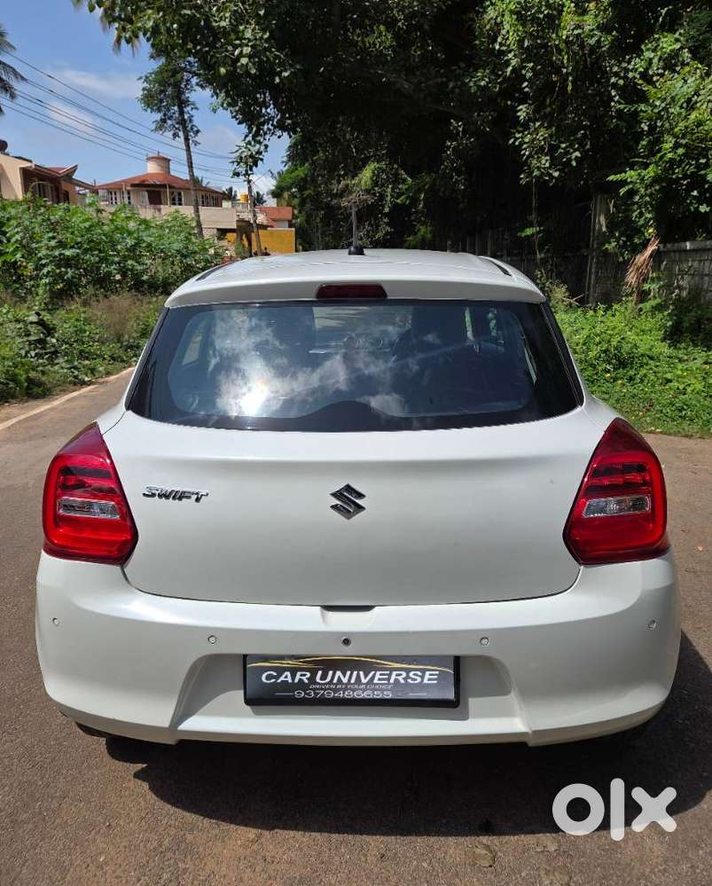 Maruti Suzuki Swift Vxi + Manual, 2021, Petrol