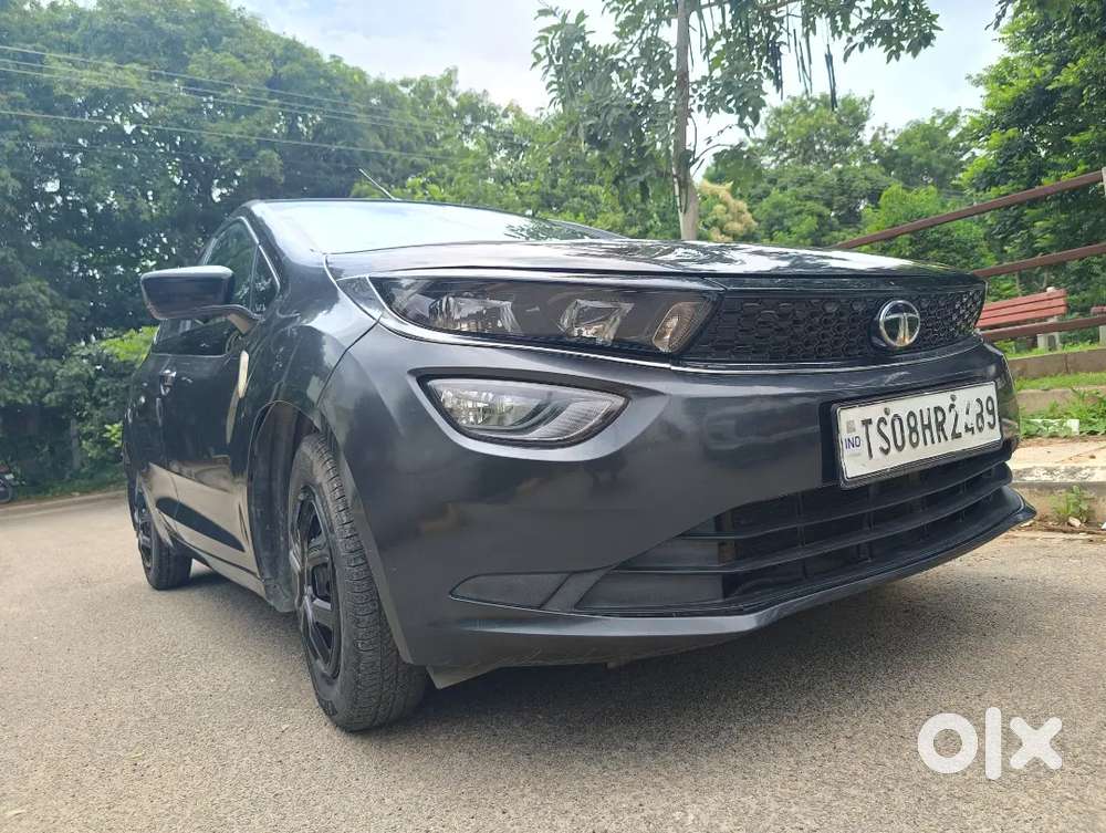 Tata Altroz Petrol 2021