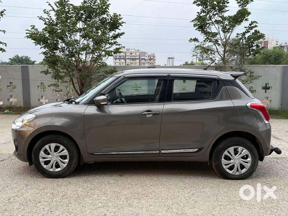 Maruti Suzuki Swift Vvt Vxi, 2021, Petrol