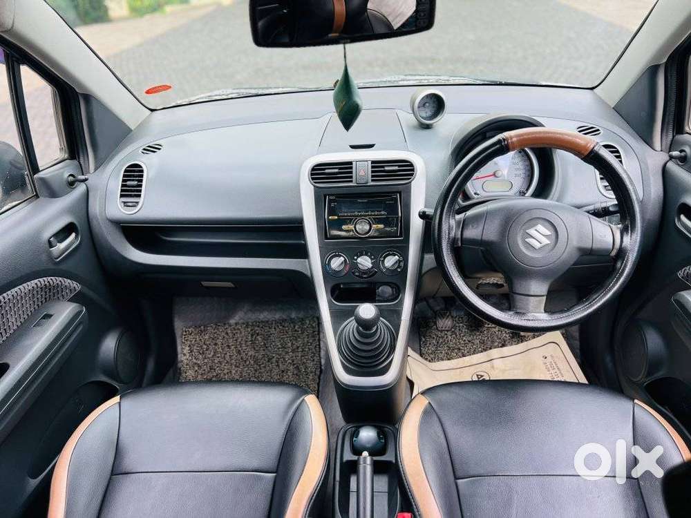 Maruti Suzuki Ritz Vxi, 2013, Petrol
