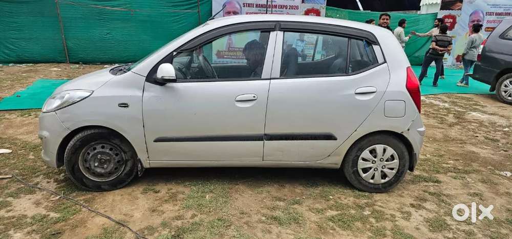 Hyundai I10 2011 Petrol 70000 Km Driven