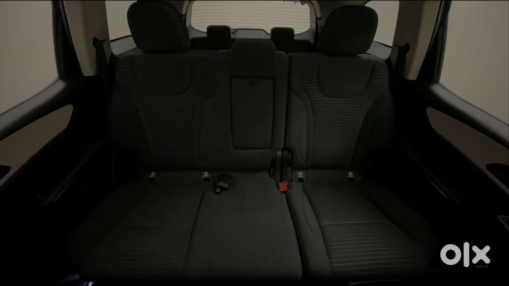 Mahindra Xuv700 2.2 Ax 5 Diesel At 7 Str, 2023, Diesel