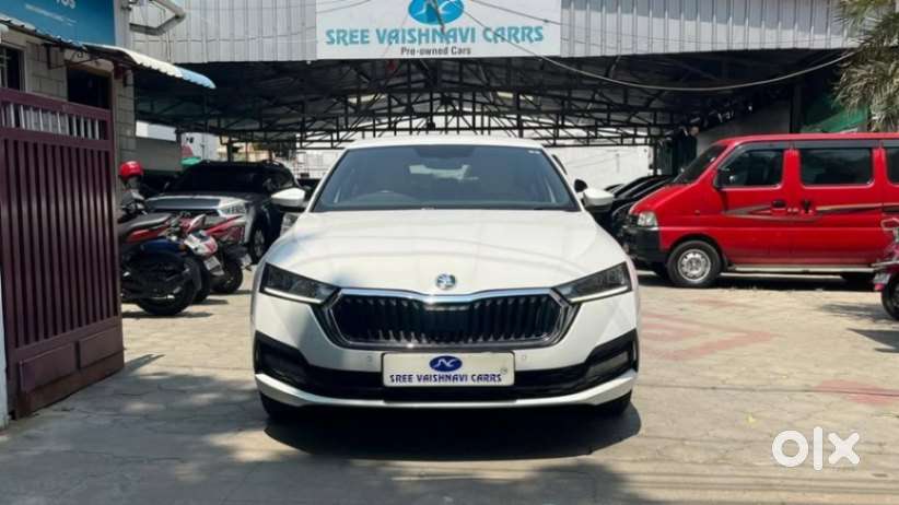 Skoda Octavia 2.0 Style Tsi At, 2021, Petrol