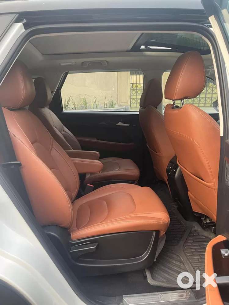 Mg Hector Plus Sharp Pro 2.0 Turbo Diesel 6 Str Dual Tone, 2022, Die..