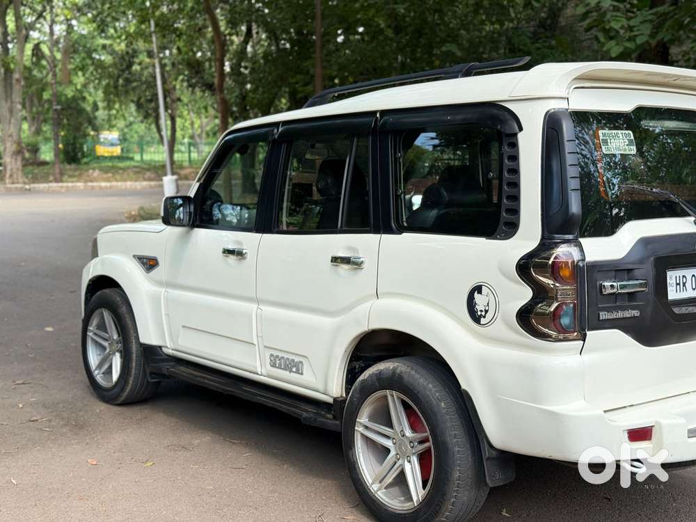 Mahindra Scorpio S6 Plus 7 Seater, 2014, Diesel